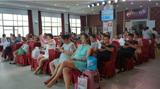 在醫(yī)院過一個(gè)不一樣的中秋節(jié)