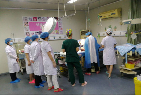 胎兒臍帶繞頸3周，醫(yī)生助力成功生產(chǎn)