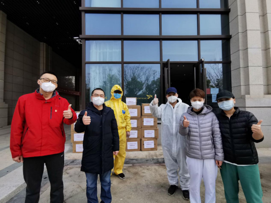 關(guān)愛(ài)“戰(zhàn)地玫瑰”