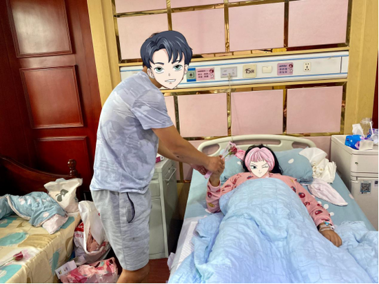 暖心！武漢仁愛(ài)醫(yī)院情人節(jié)送花送祝福